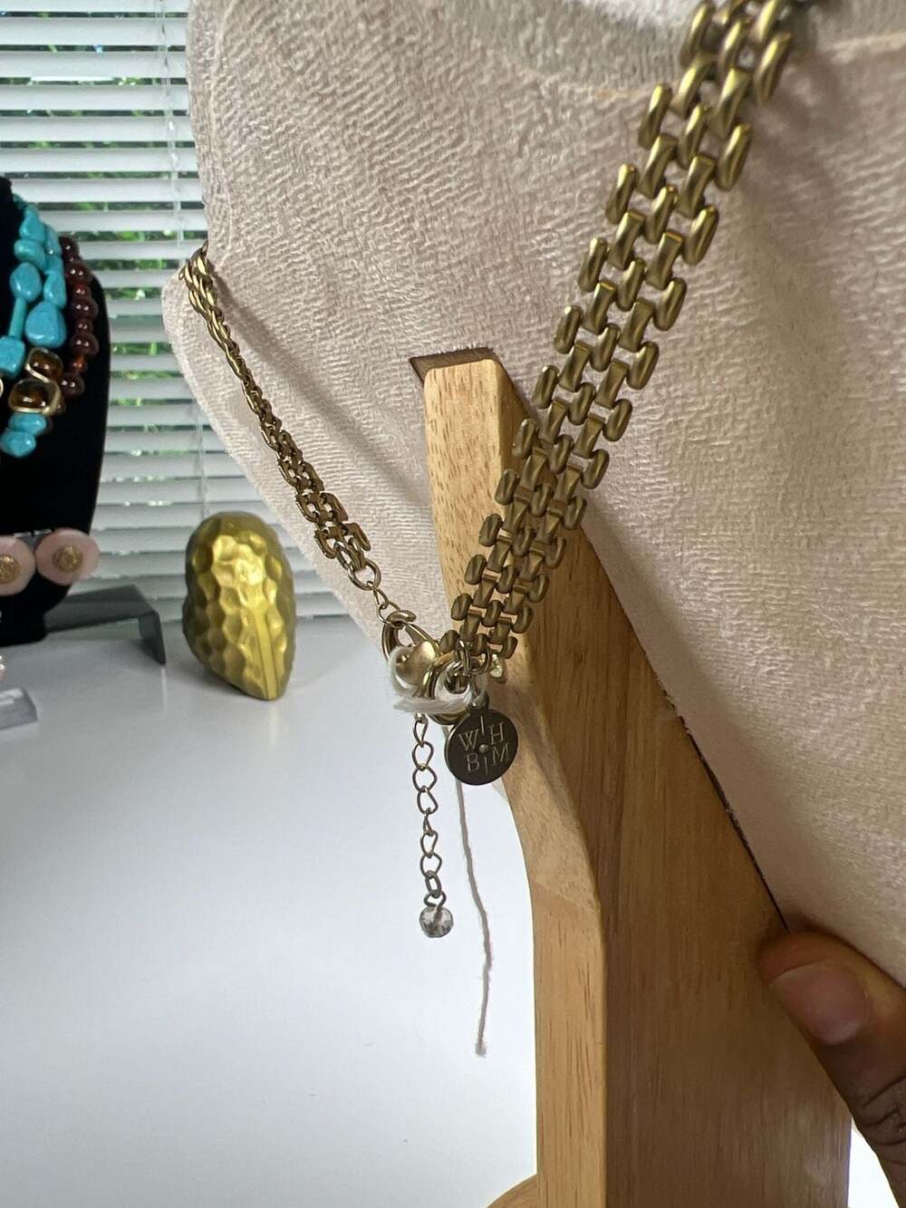 White House Black Market Mixed Metal Floral Crystal Statement Necklace - Picture 3 of 3